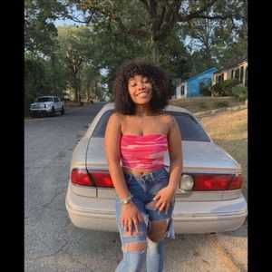 Meet your Posher, Kayla